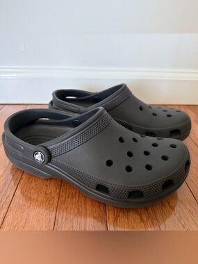 CROCS Men's Casual Clog in Black